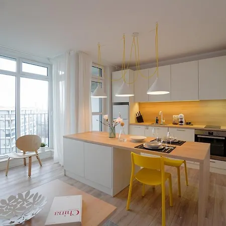 Scandinavian Airy In Business Area & Airport Apartment Sofia